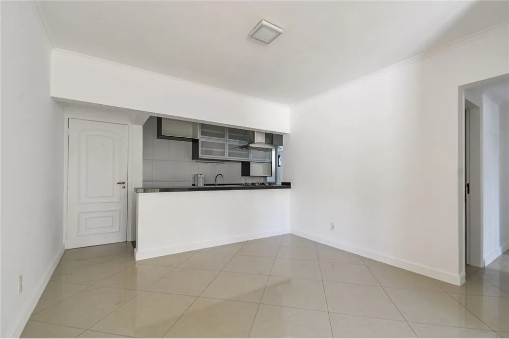 Apartamento, 3 quartos, 100 m² - Foto 2