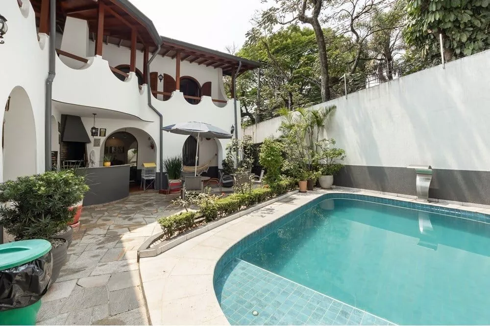 Casa de Condomínio à venda com 5 quartos, 465m² - Foto 1