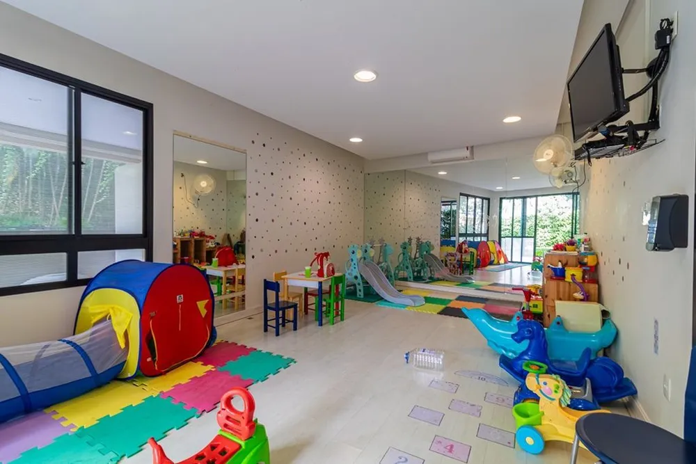 Apartamento, 3 quartos, 158 m² - Foto 1