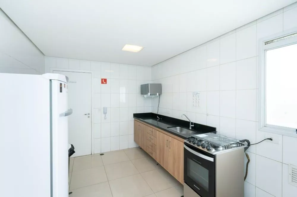 Apartamento à venda com 3 quartos, 80m² - Foto 2