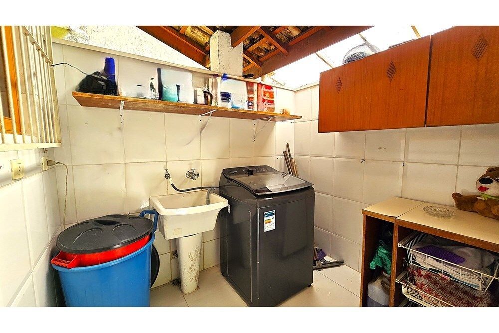 Casa de Condomínio à venda com 4 quartos, 210m² - Foto 13