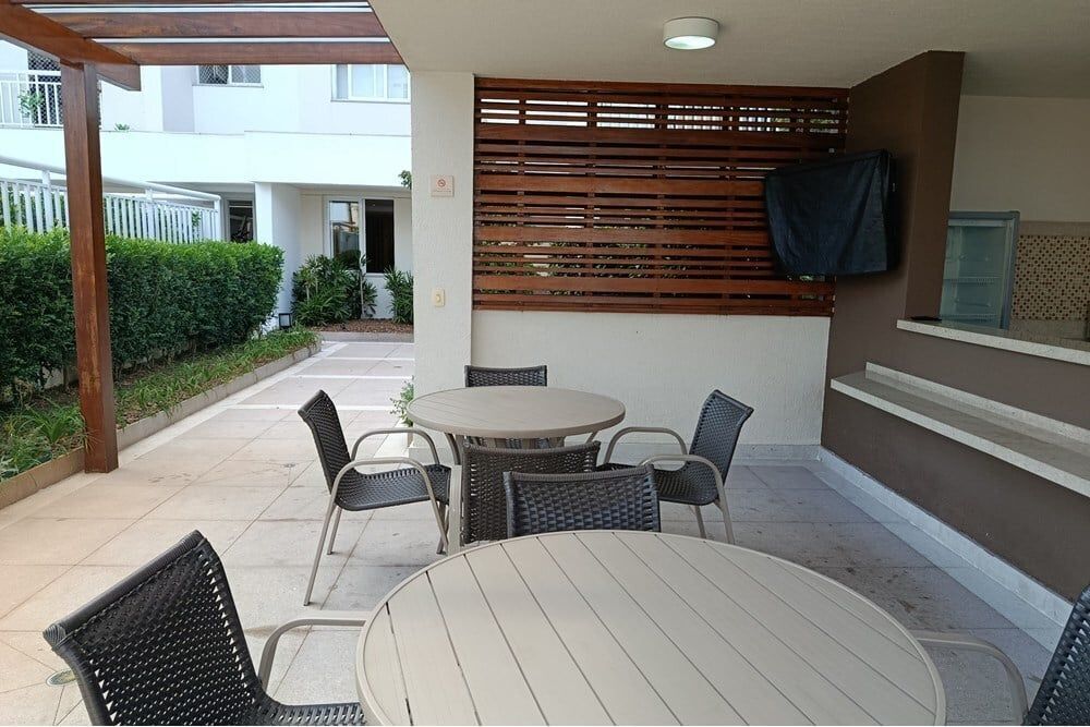 Apartamento à venda com 2 quartos, 87m² - Foto 2