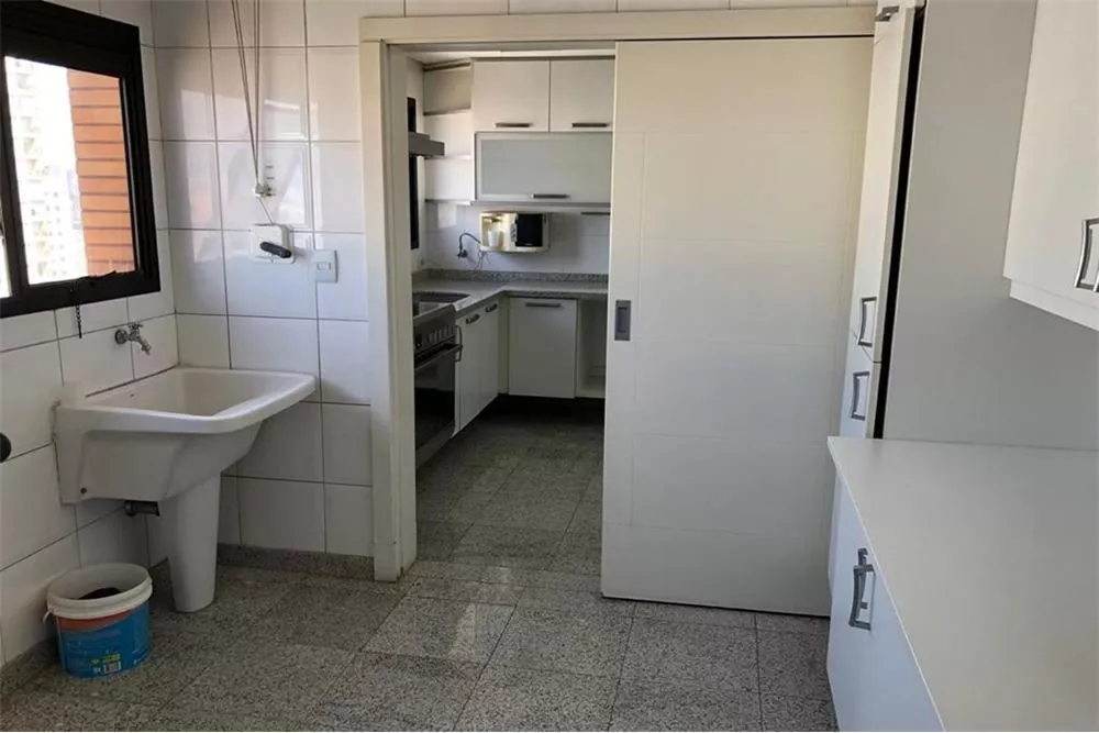 Cobertura à venda com 4 quartos, 450m² - Foto 4