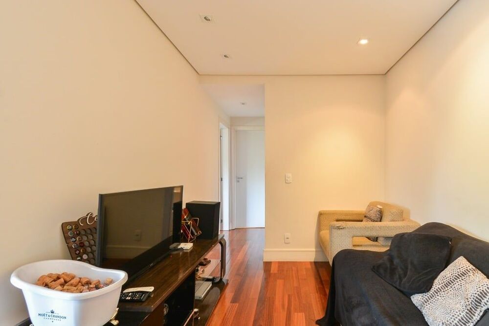 Apartamento à venda com 2 quartos, 57m² - Foto 15