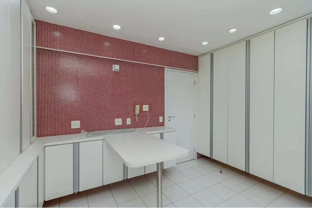 Apartamento à venda com 3 quartos, 184m² - Foto 4