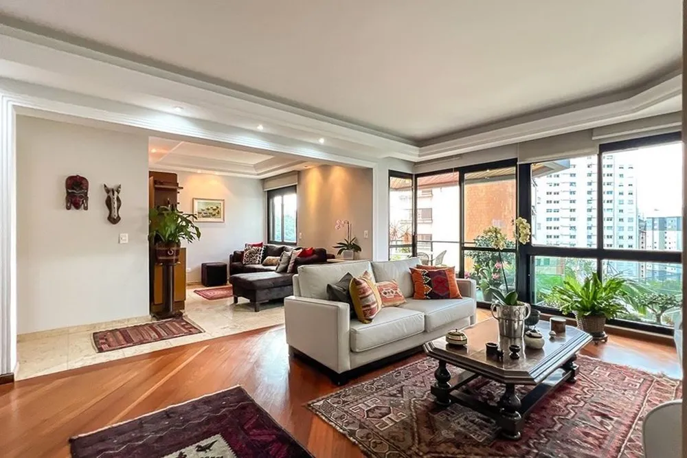 Apartamento, 3 quartos, 161 m² - Foto 1