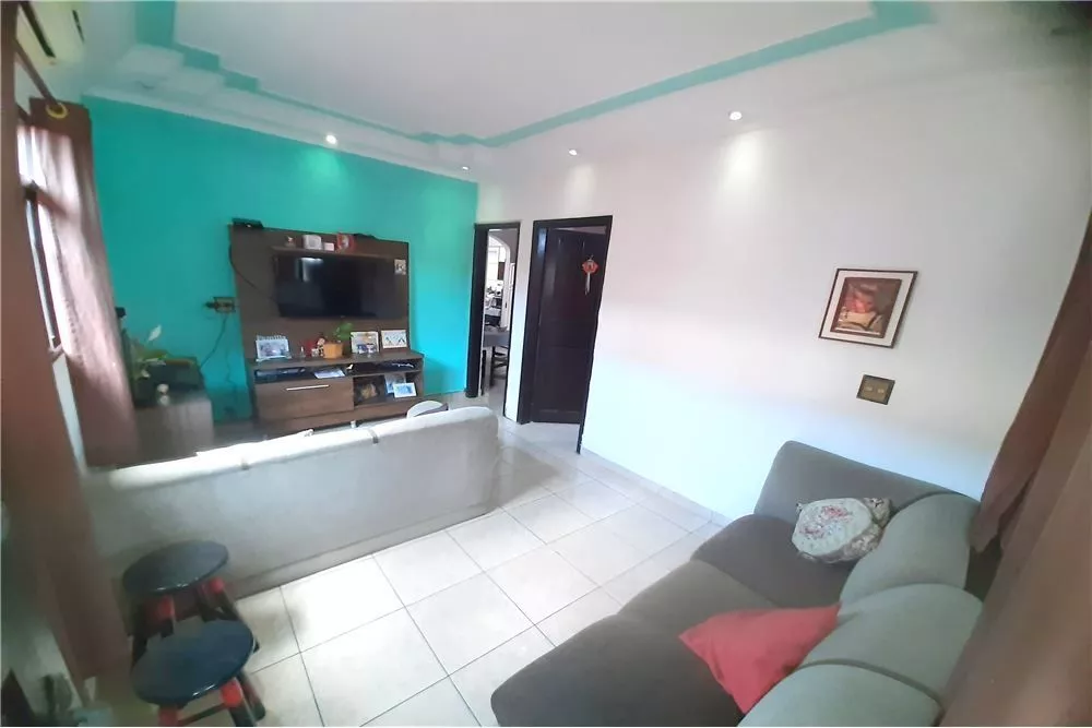 Casa de Condomínio à venda com 3 quartos, 179m² - Foto 1