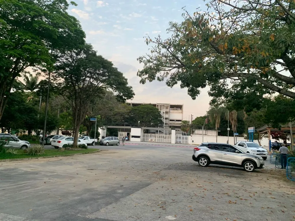 Loteamento e Condomínio - Foto 1
