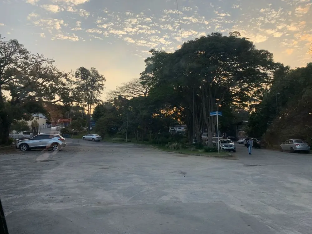 Loteamento e Condomínio - Foto 8