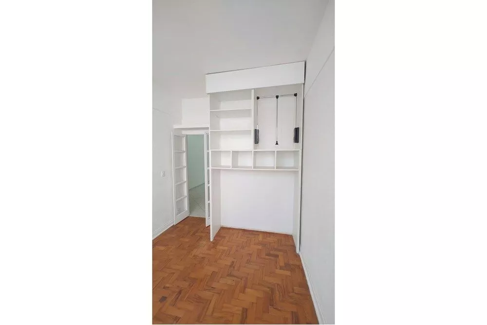 Apartamento à venda com 2 quartos, 75m² - Foto 2