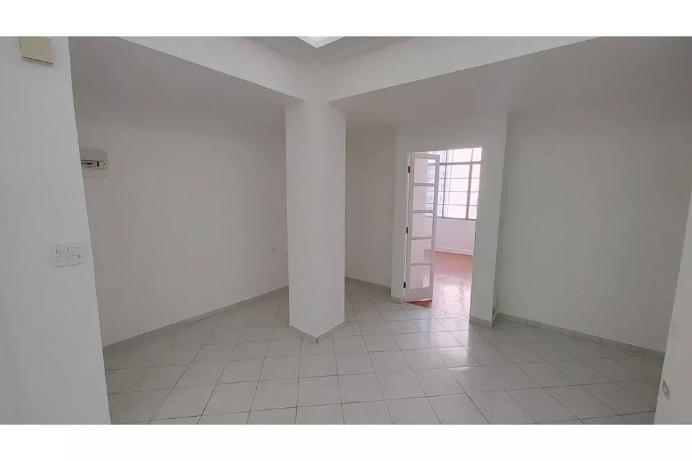 Apartamento à venda com 2 quartos, 75m² - Foto 1