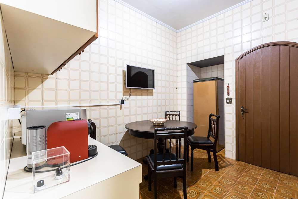 Casa de Condomínio à venda com 6 quartos, 415m² - Foto 2