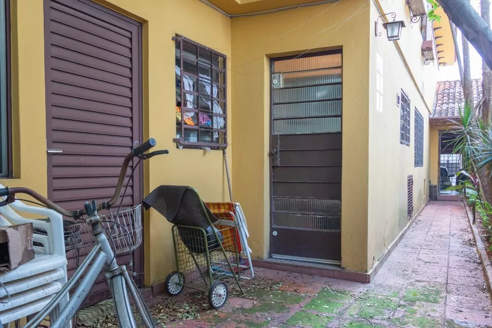 Casa à venda com 4 quartos, 200m² - Foto 30