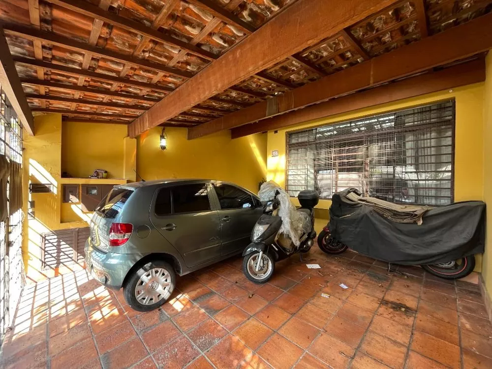 Casa à venda com 4 quartos, 200m² - Foto 32