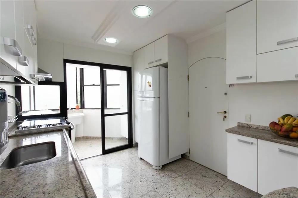 Apartamento, 3 quartos, 155 m² - Foto 1