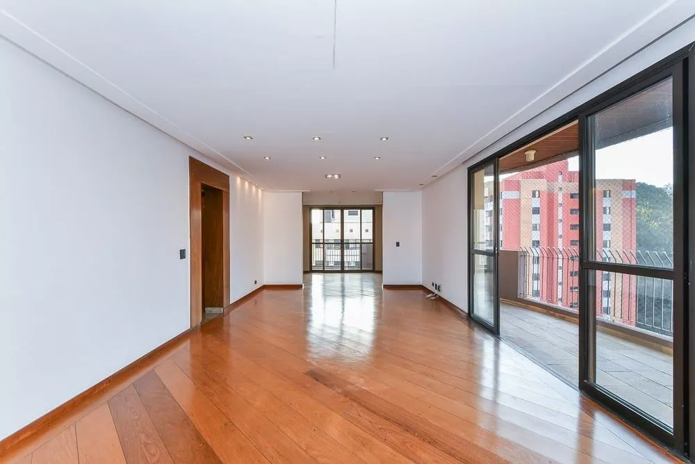 Apartamento à venda com 4 quartos, 254m² - Foto 1