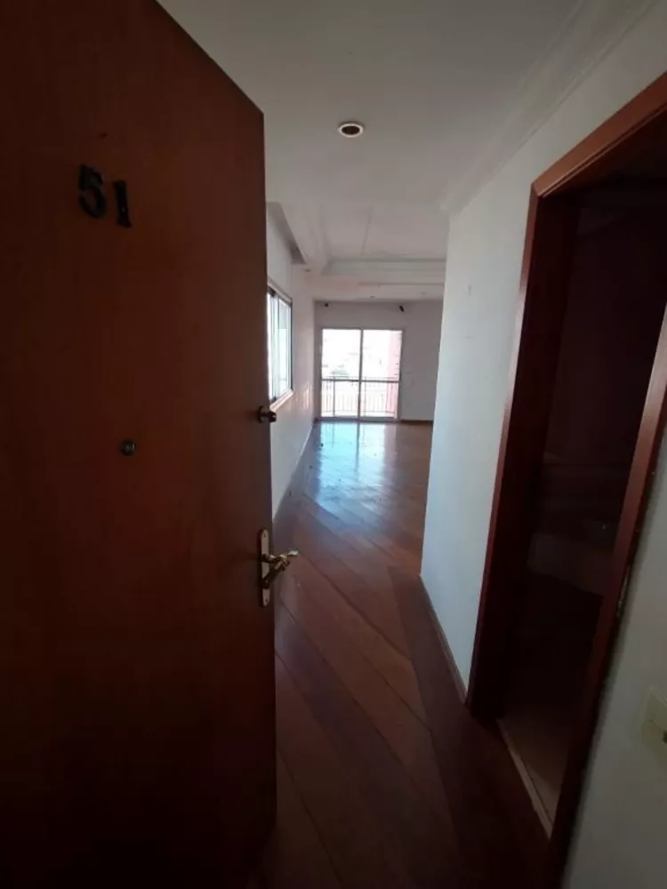 Apartamento à venda com 3 quartos, 107m² - Foto 7