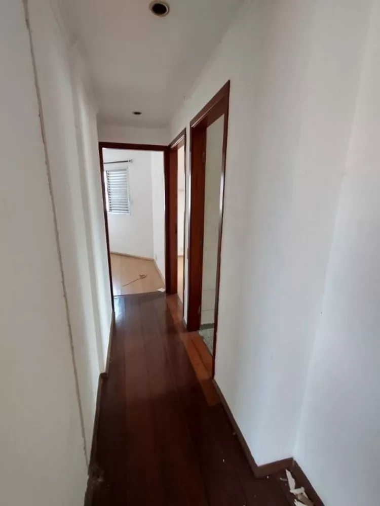 Apartamento à venda com 3 quartos, 107m² - Foto 10