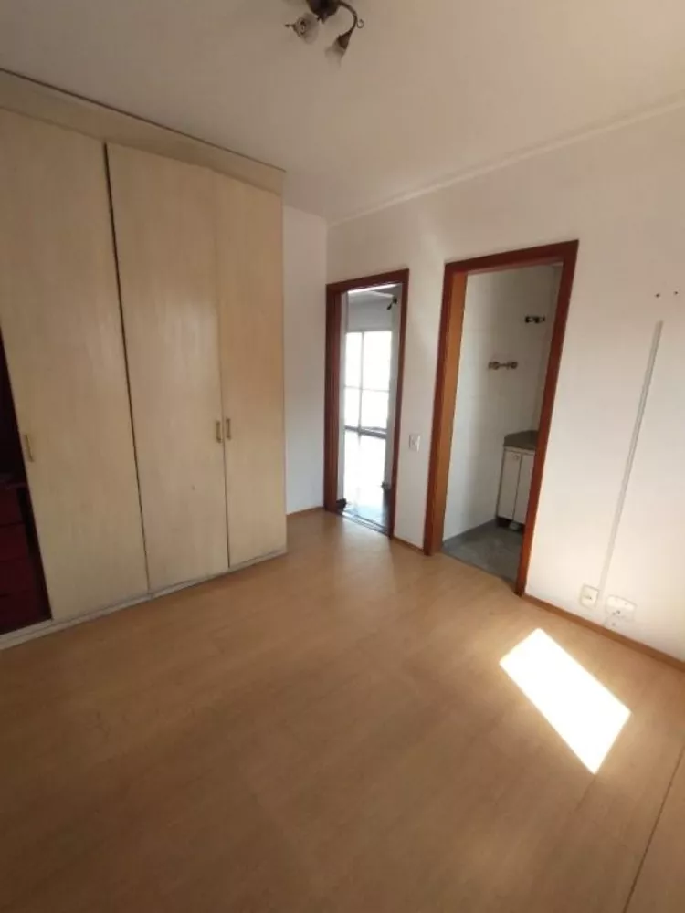 Apartamento à venda com 3 quartos, 107m² - Foto 12