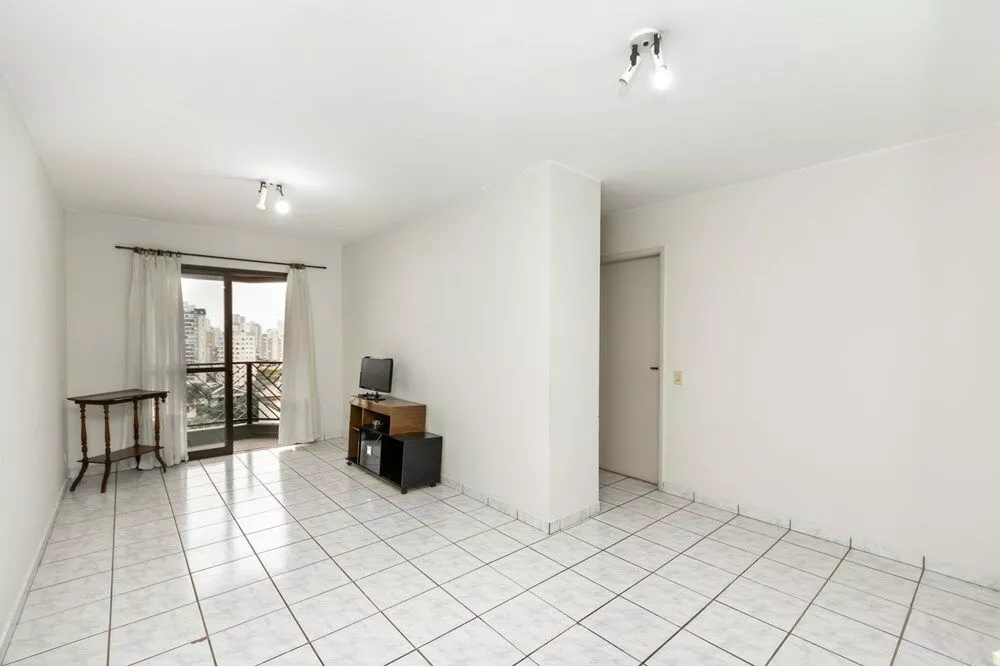 Apartamento à venda com 2 quartos, 64m² - Foto 1