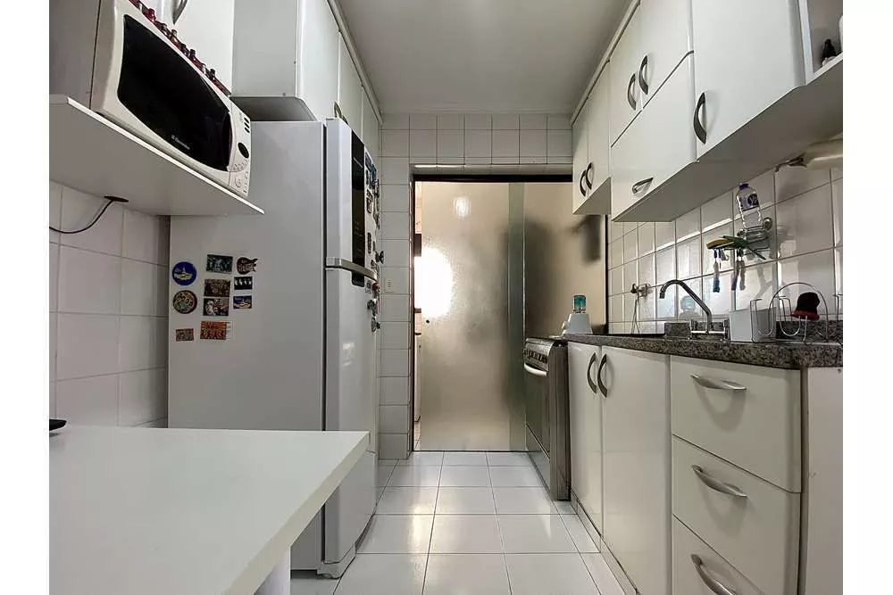 Apartamento, 3 quartos, 79 m² - Foto 2