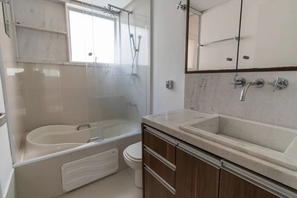 Apartamento, 3 quartos, 138 m² - Foto 1