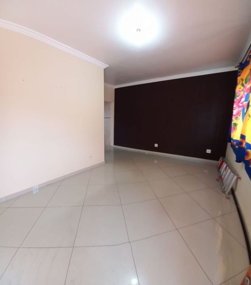 Casa à venda com 3 quartos, 149m² - Foto 3