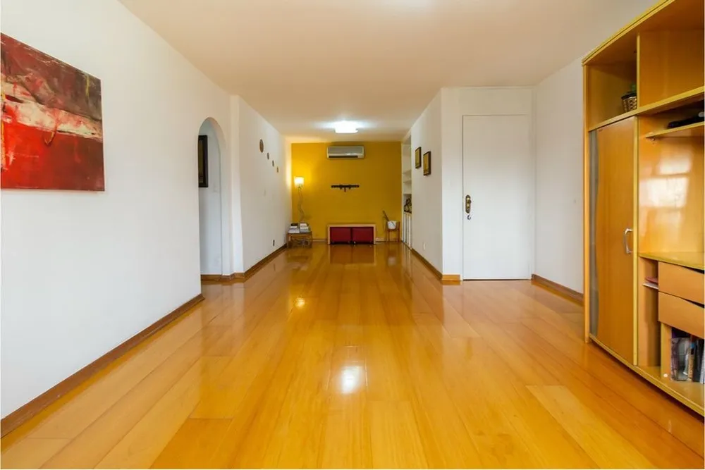 Apartamento, 3 quartos, 141 m² - Foto 1