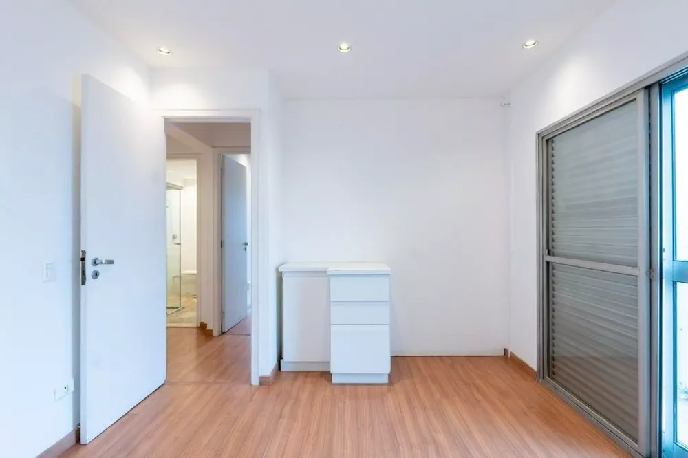 Apartamento à venda com 2 quartos, 70m² - Foto 5