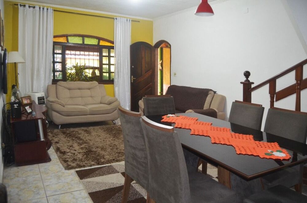 Casa de Condomínio à venda com 3 quartos, 143m² - Foto 1
