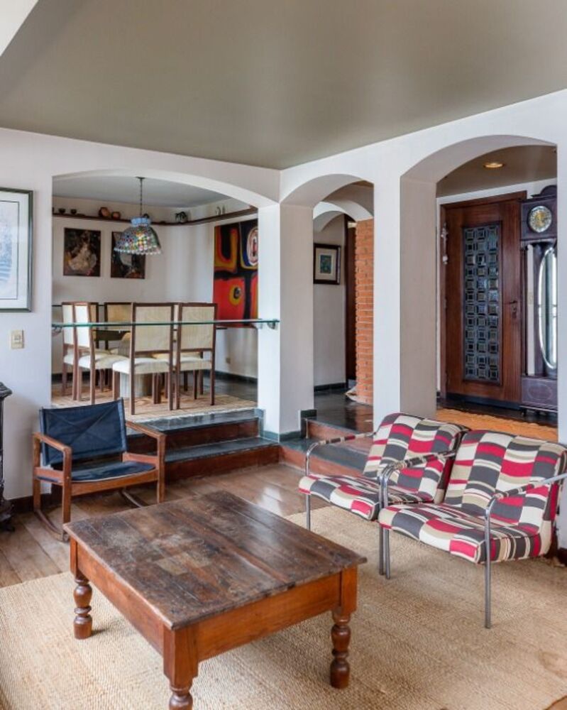 Apartamento à venda com 3 quartos, 210m² - Foto 4