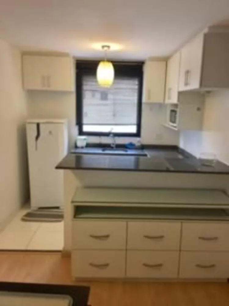 Apartamento para alugar com 1 quarto, 46m² - Foto 15