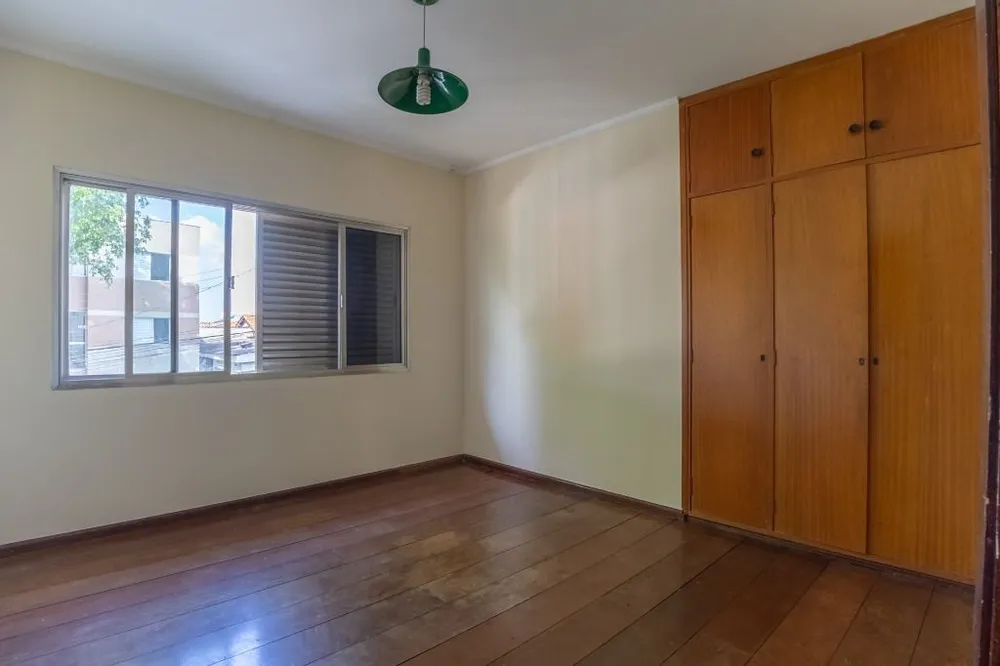 Casa, 5 quartos, 235 m² - Foto 3