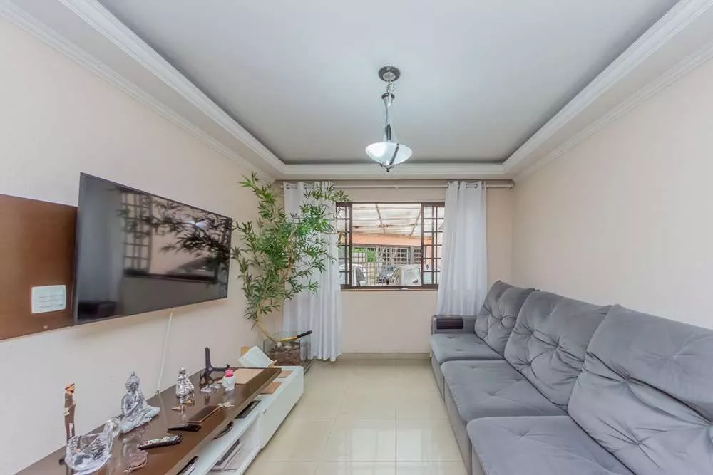 Casa de Condomínio à venda com 3 quartos, 238m² - Foto 1