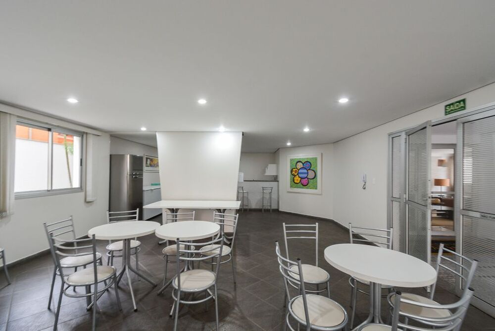 Apartamento à venda com 2 quartos, 74100m² - Foto 9