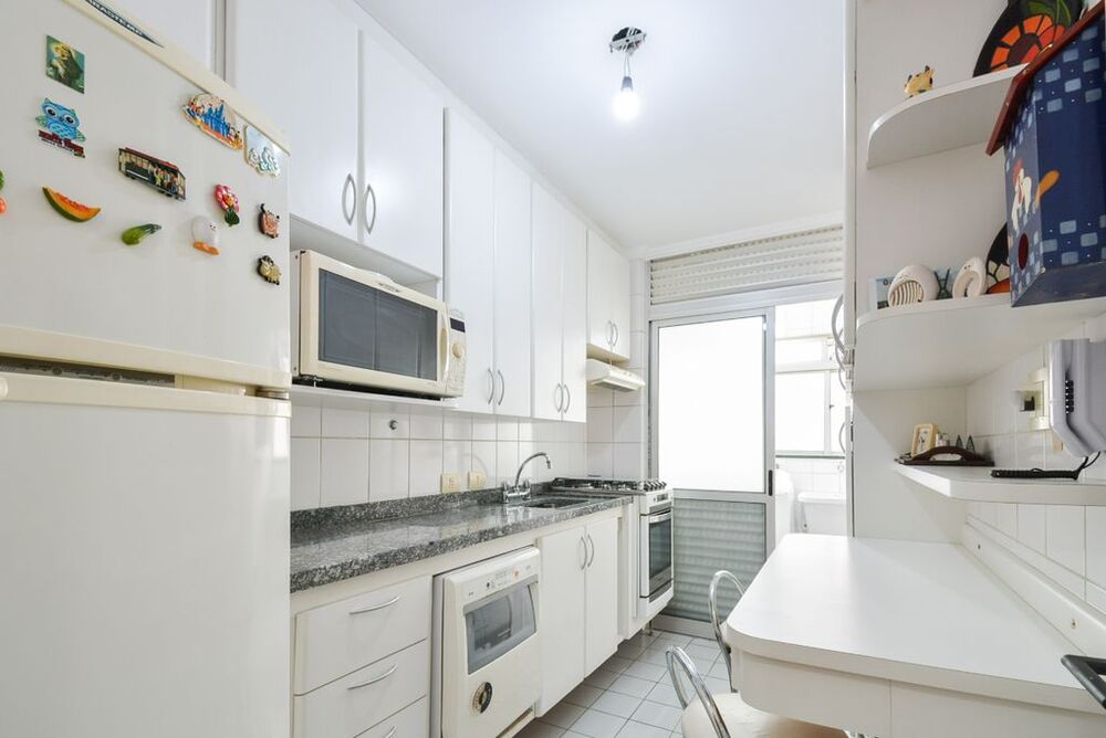 Apartamento à venda com 2 quartos, 74100m² - Foto 18