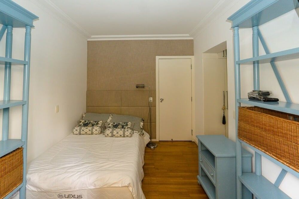 Apartamento à venda com 3 quartos, 209m² - Foto 18
