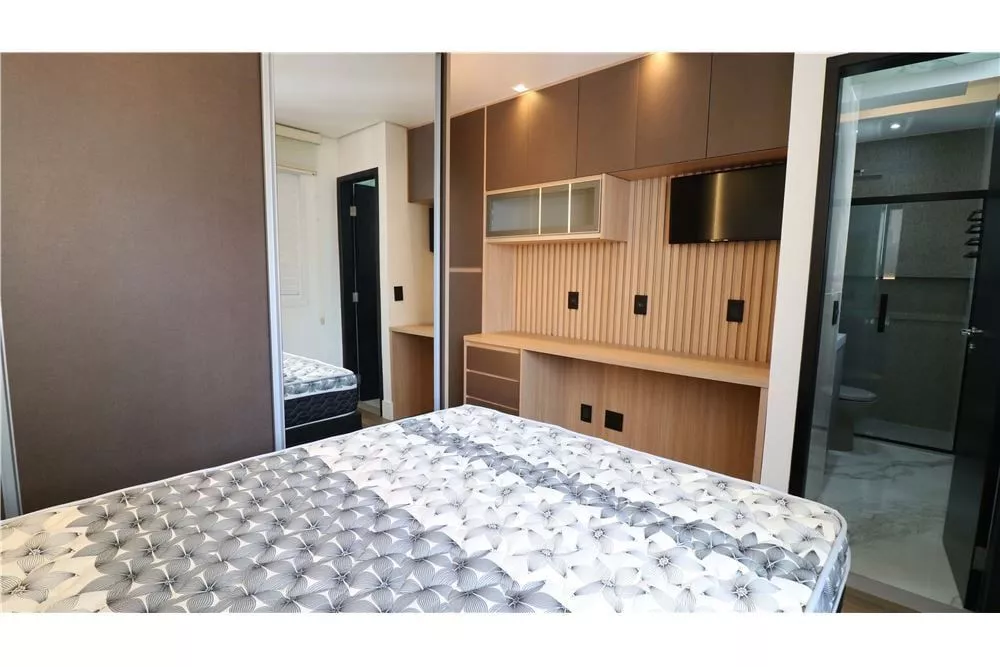 Apartamento à venda com 2 quartos, 80m² - Foto 2