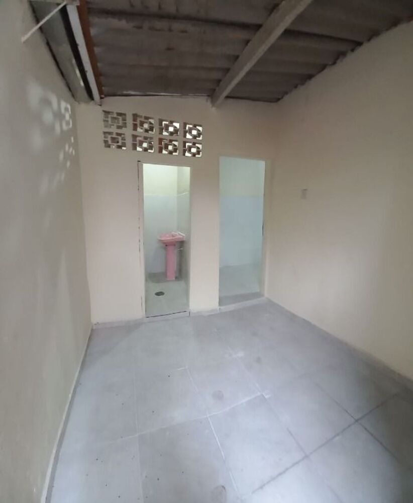 Casa à venda e aluguel com 2 quartos, 76m² - Foto 6