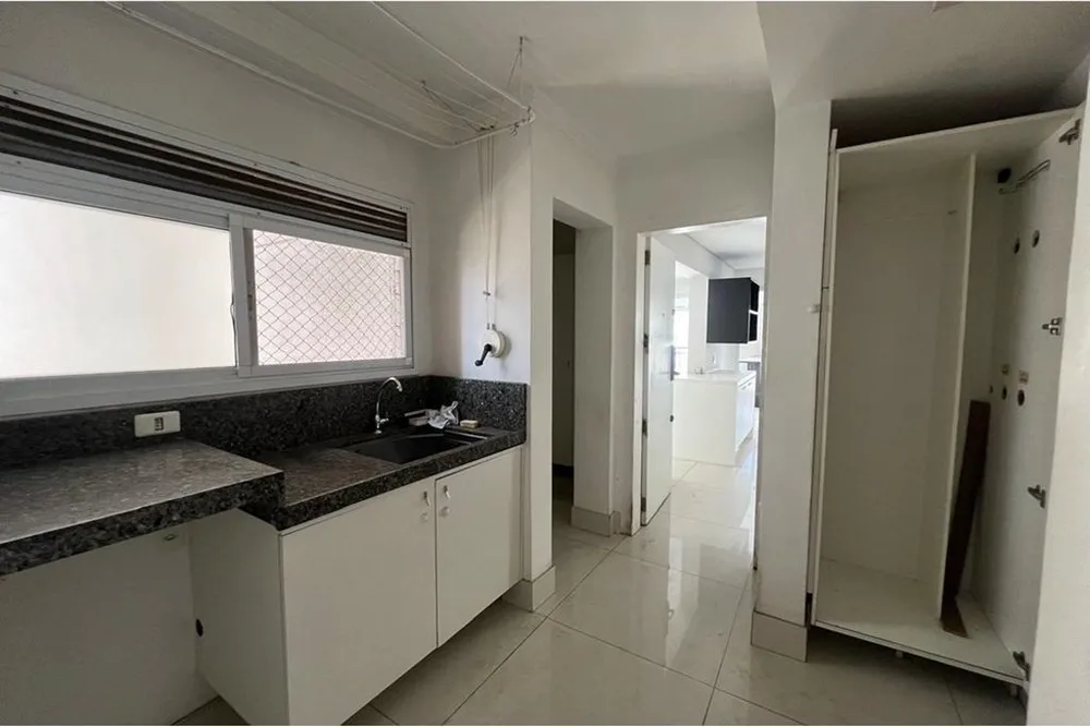 Apartamento, 3 quartos, 140 m² - Foto 1