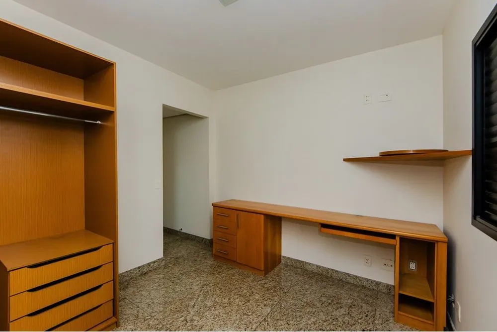 Apartamento, 3 quartos, 158 m² - Foto 1
