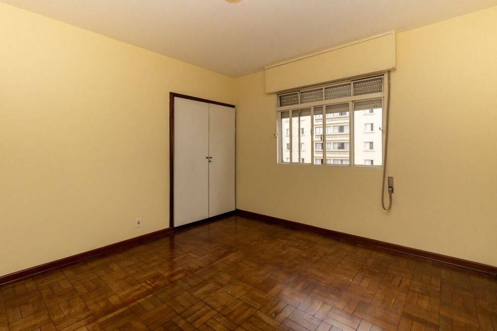 Apartamento à venda com 3 quartos, 110m² - Foto 3