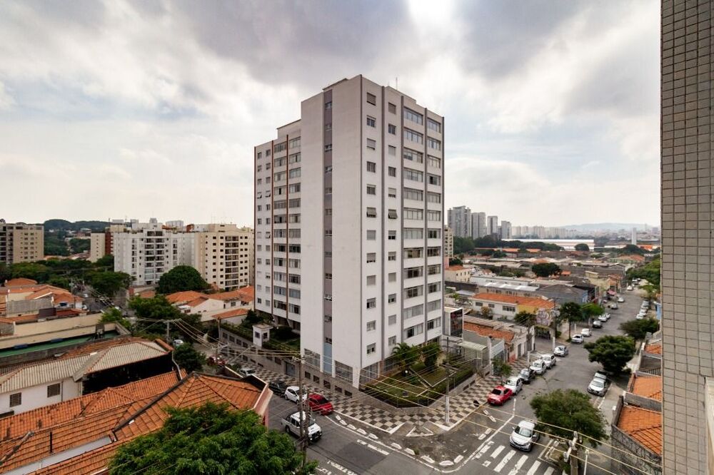 Apartamento à venda com 3 quartos, 110m² - Foto 2