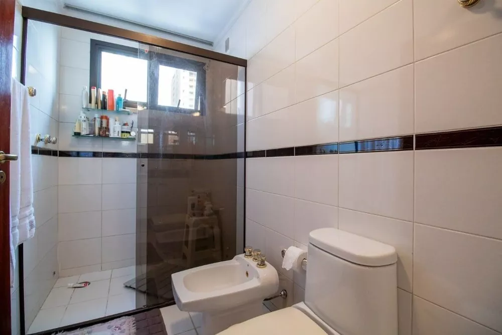 Apartamento à venda com 3 quartos, 221m² - Foto 5