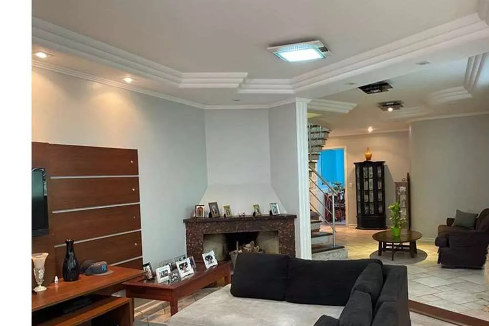 Casa de Condomínio à venda com 3 quartos, 180m² - Foto 1