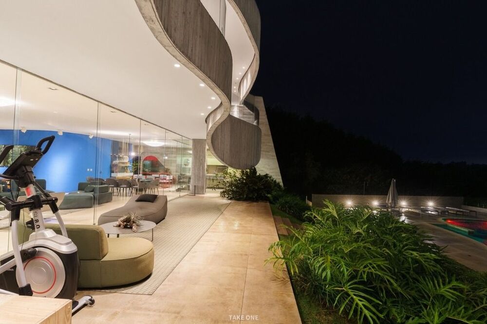 Casa de Condomínio à venda com 5 quartos, 1065m² - Foto 4
