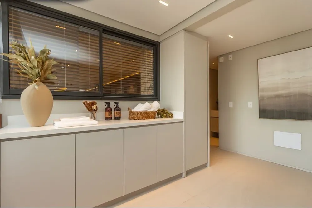 Apartamento, 4 quartos, 232 m² - Foto 2