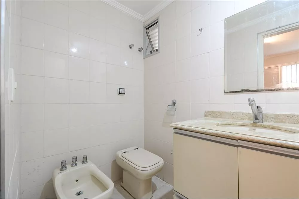 Apartamento à venda com 3 quartos, 161m² - Foto 13