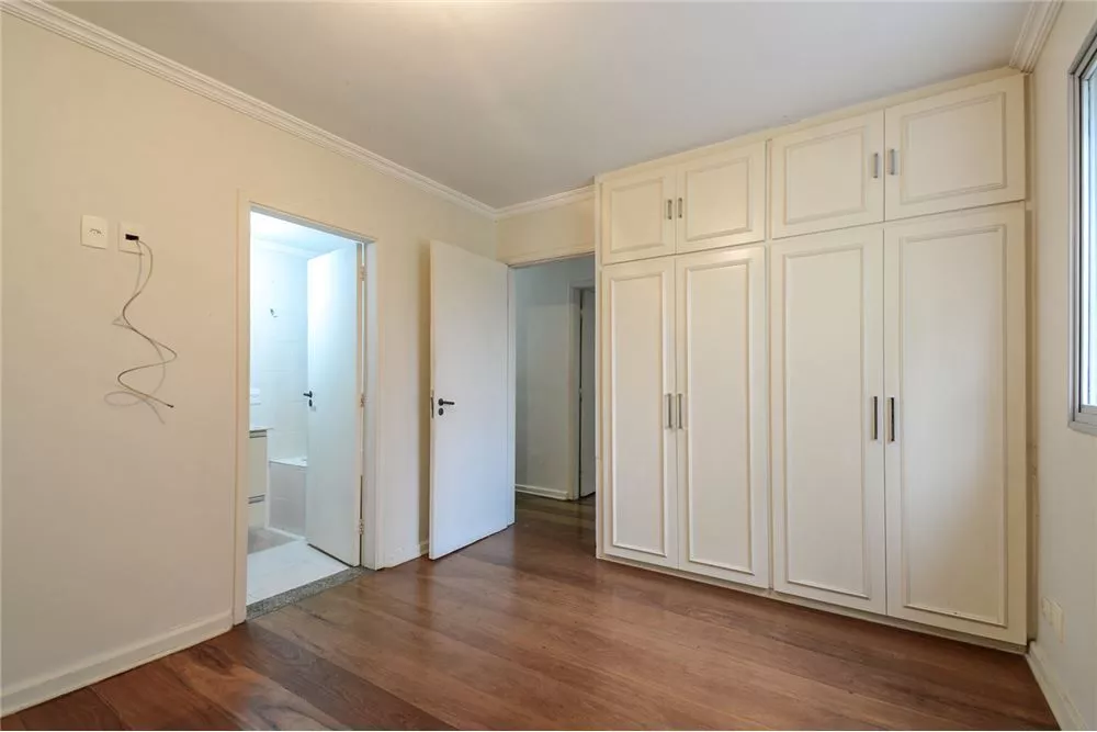 Apartamento à venda com 3 quartos, 161m² - Foto 46