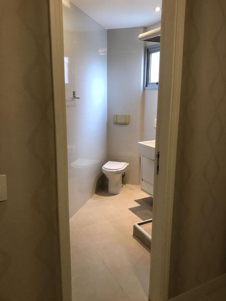 Apartamento à venda com 3 quartos, 72m² - Foto 2